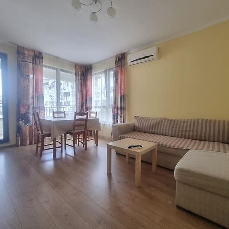 Apartment Natalia 2 Burgas Bagian luar foto